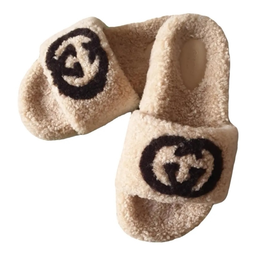 ❌ SOLD ❌ GUCCI Interlocking GG Logo Shearling Slides - Picture 3 of 8